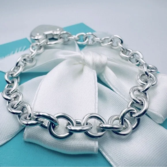Return to Tiffany & Love Heart Padlock Bracelet in Silver with Packaging